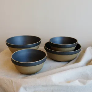 Hasami Porcelain Black Colour Bowl - Round